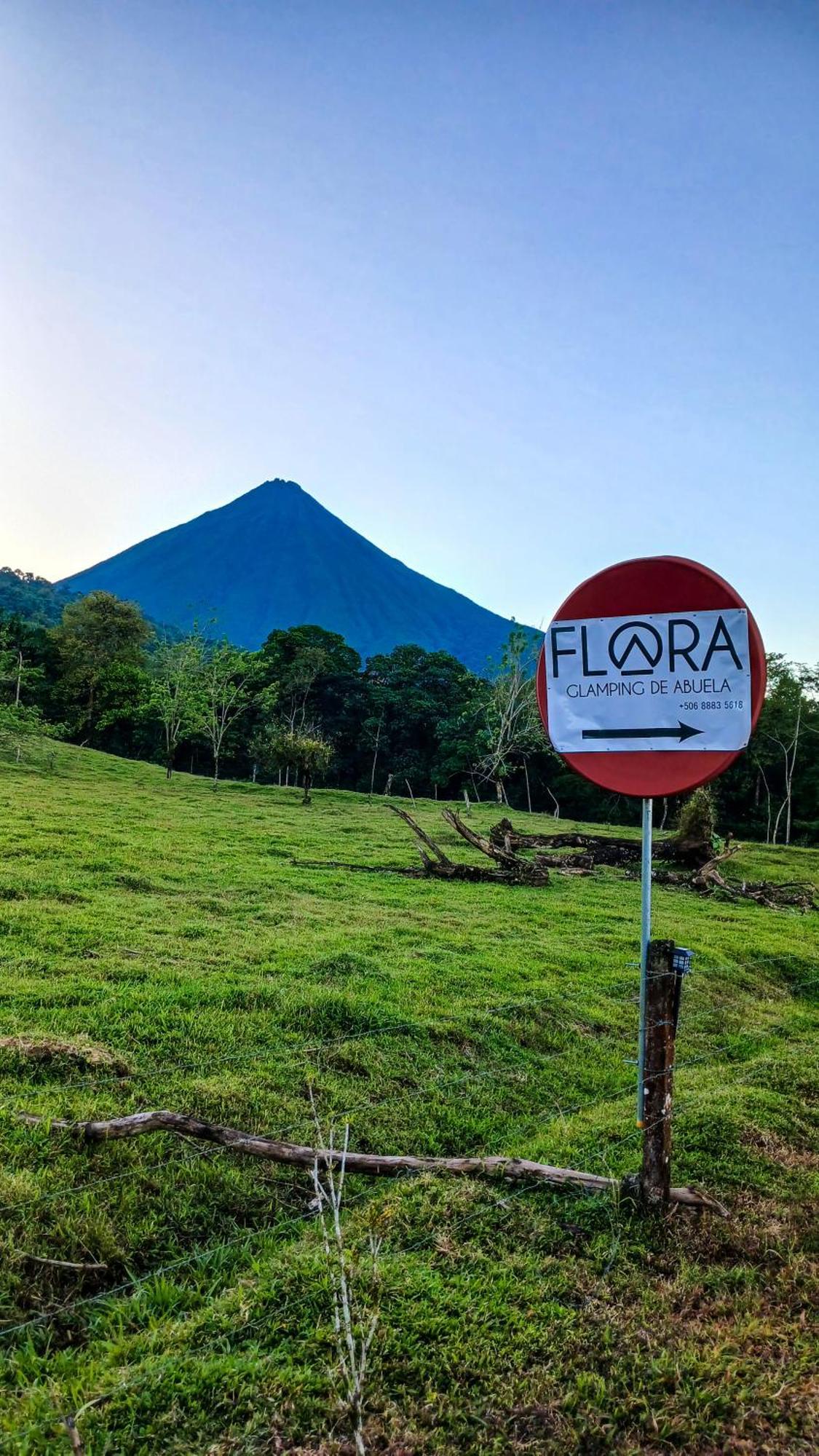 Villa Flora Glamping De Abuela La Fortuna Exterior foto