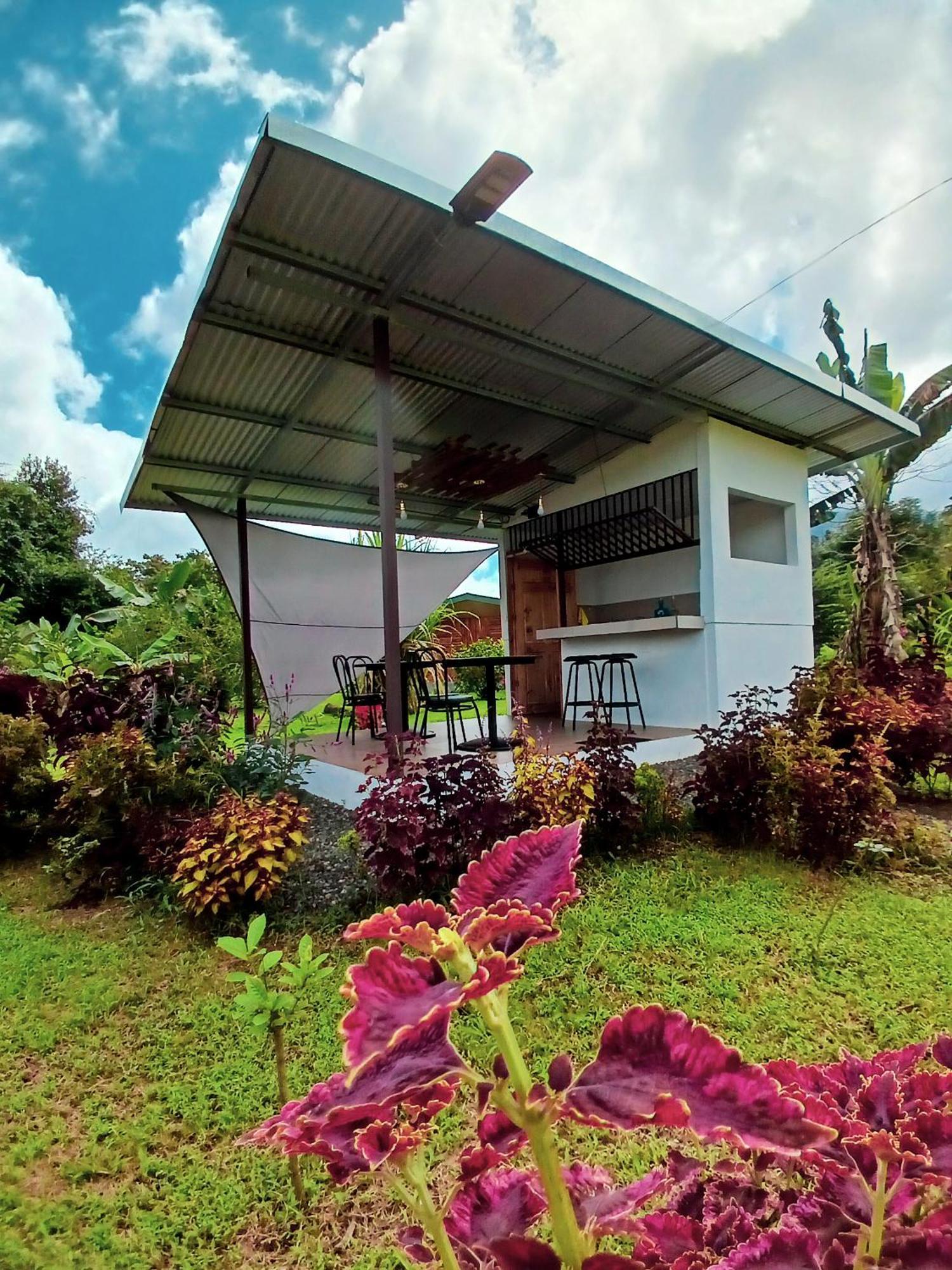 Villa Flora Glamping De Abuela La Fortuna Exterior foto