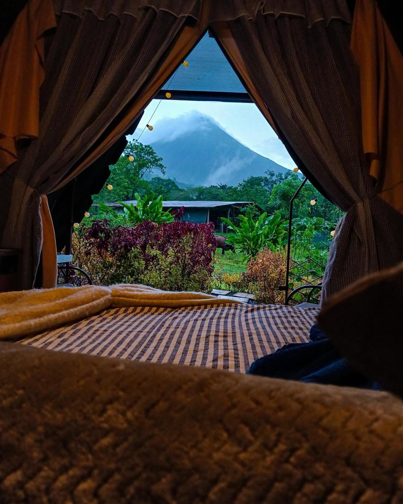 Villa Flora Glamping De Abuela La Fortuna Exterior foto